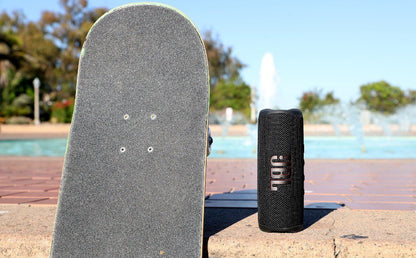 🔊 JBL Flip 6 – Potencia en tu bolsillo